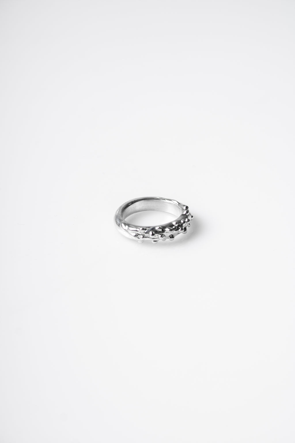 Anillo artesanal Hera de plata de ley 925