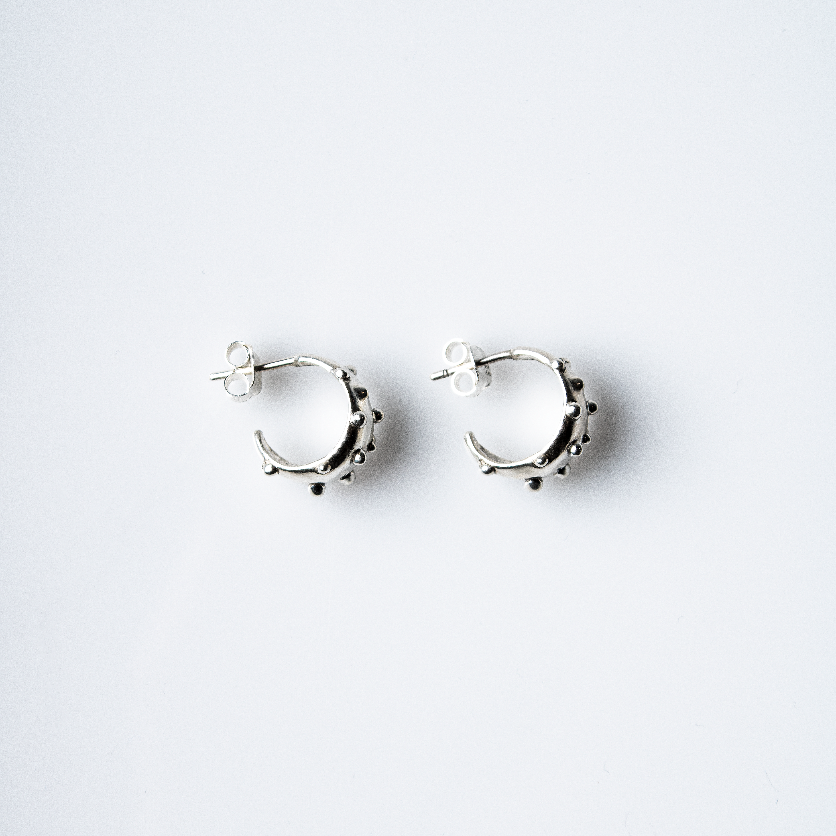 Pendientes naveta